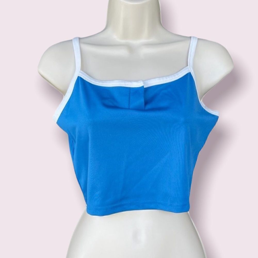 SHEIN Blue Classic Crop Top Size Medium